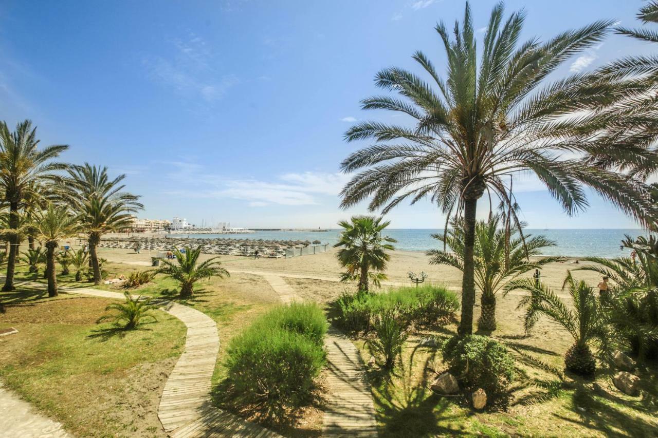 Fantanstico Apartamento Sobre El Mar Benalmadena Bagian luar foto