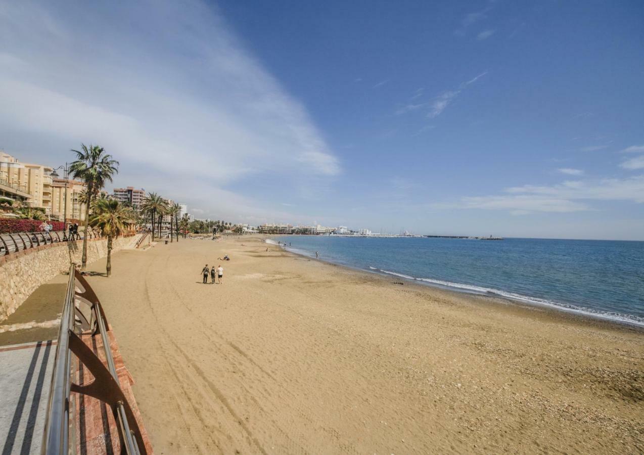 Fantanstico Apartamento Sobre El Mar Benalmadena Bagian luar foto