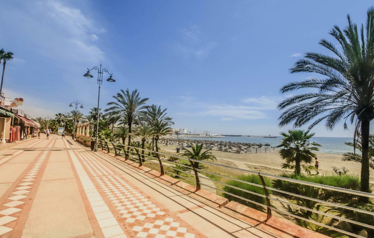 Fantanstico Apartamento Sobre El Mar Benalmadena Bagian luar foto