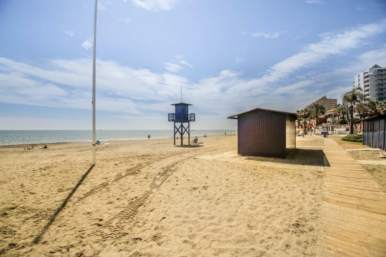 Fantanstico Apartamento Sobre El Mar Benalmadena Bagian luar foto