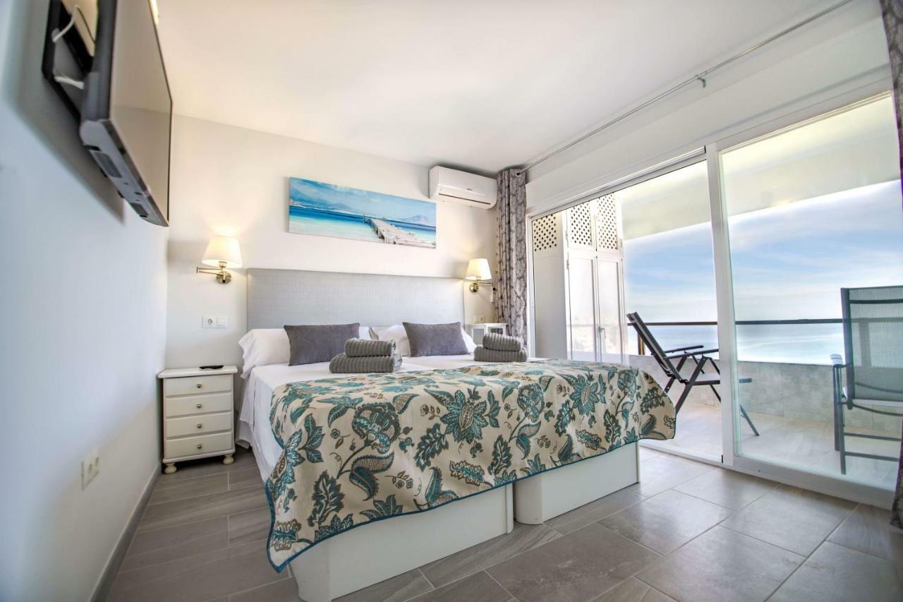 Fantanstico Apartamento Sobre El Mar Benalmadena Bagian luar foto