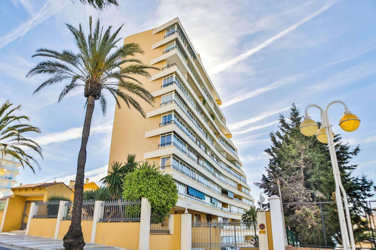 Fantanstico Apartamento Sobre El Mar Benalmadena Bagian luar foto