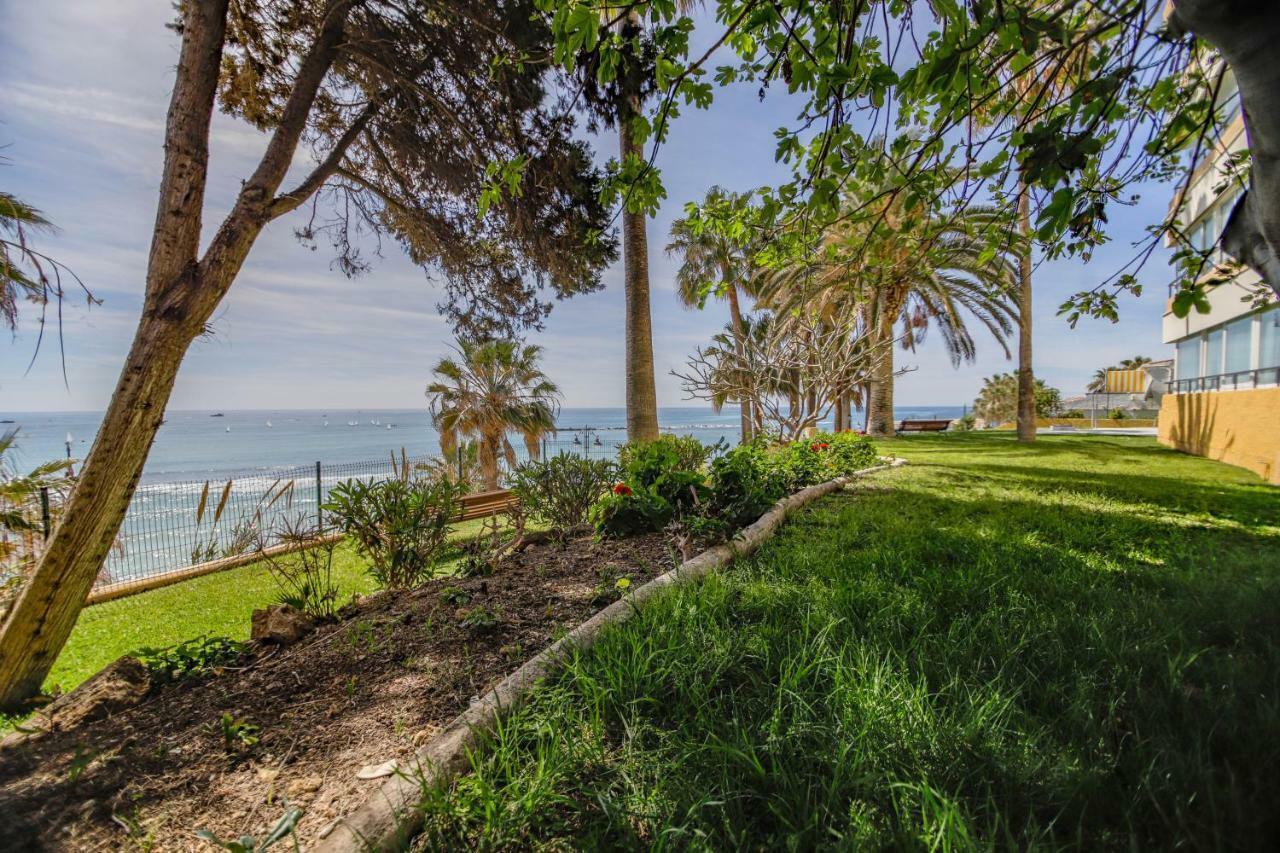 Fantanstico Apartamento Sobre El Mar Benalmadena Bagian luar foto