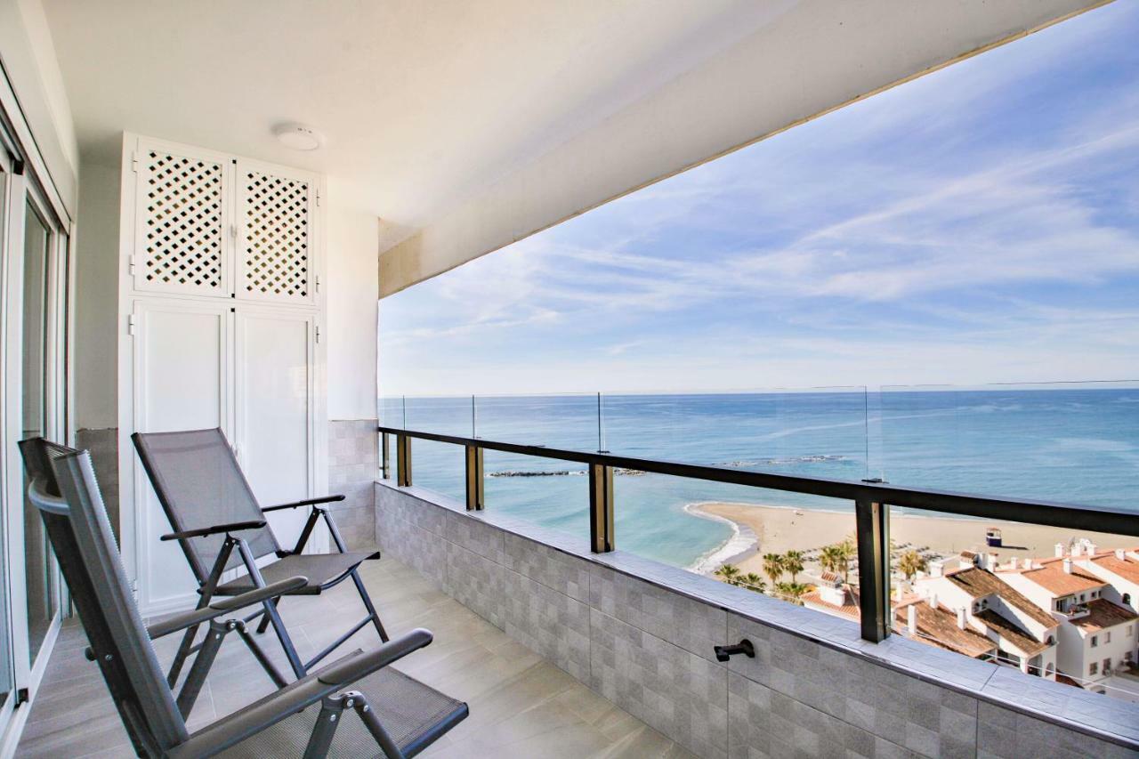 Fantanstico Apartamento Sobre El Mar Benalmadena Bagian luar foto