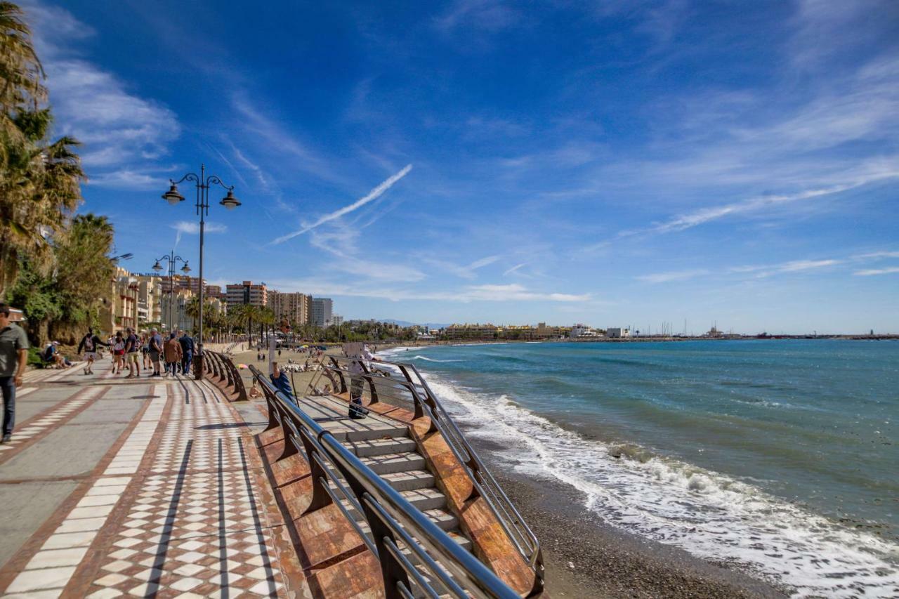 Fantanstico Apartamento Sobre El Mar Benalmadena Bagian luar foto